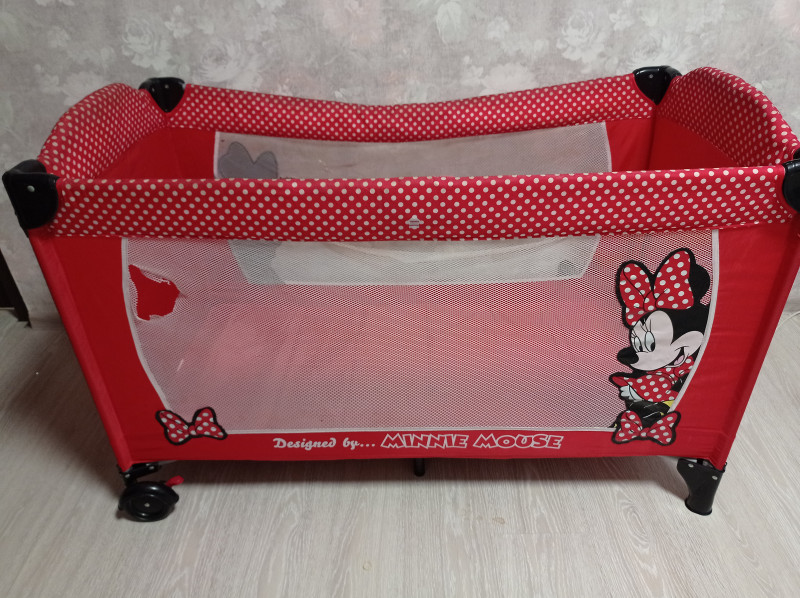 Продам деякий манеж